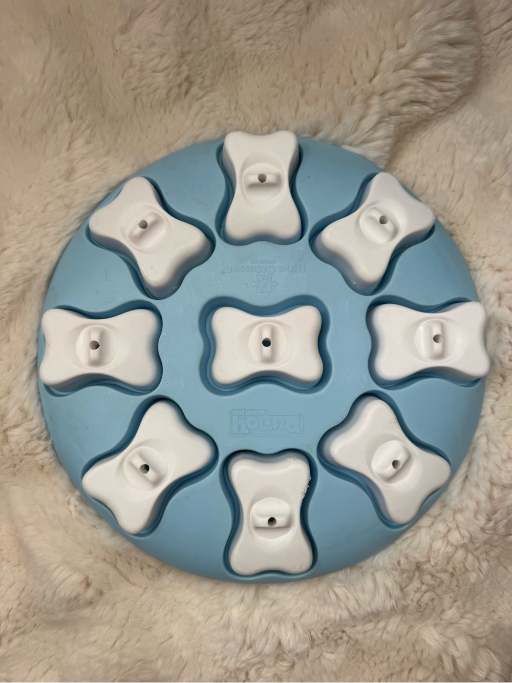 Outward Hound Blue and White Treat Puzzle Toy